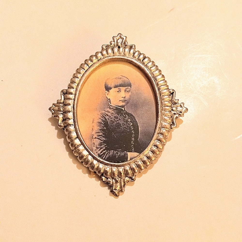 NEW Vintage John Wind Brooch Maximal Art
